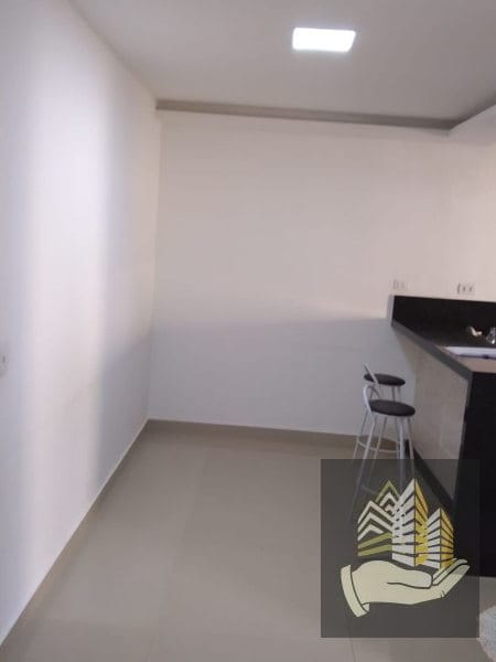 Imagens do imóveis Casa à venda 2 Quartos, 1 Suite, 2 Vagas, Aquilles Sthengel, Londrina - PR