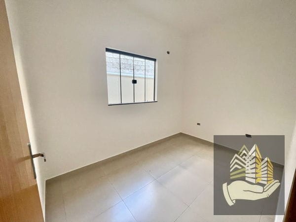 Imagens do imóveis Casa à venda 3 Quartos, 1 Suite, 1 Vaga, 125M², Parque Residencial Porto Serguro 2, Londrina - PR
