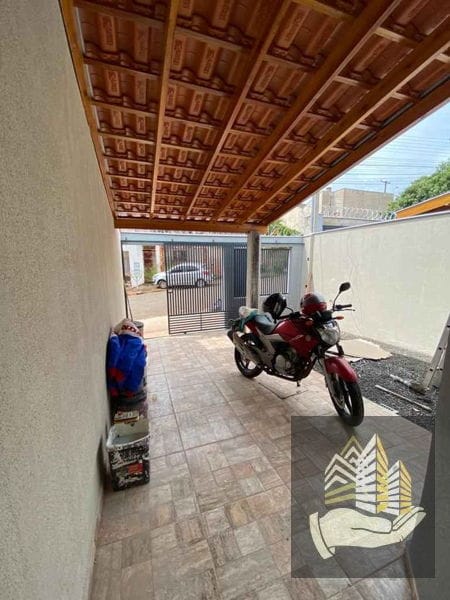 Imagens do imóveis Casa à venda 3 Quartos, 1 Vaga, Residencial Professora Marieta, Londrina - PR