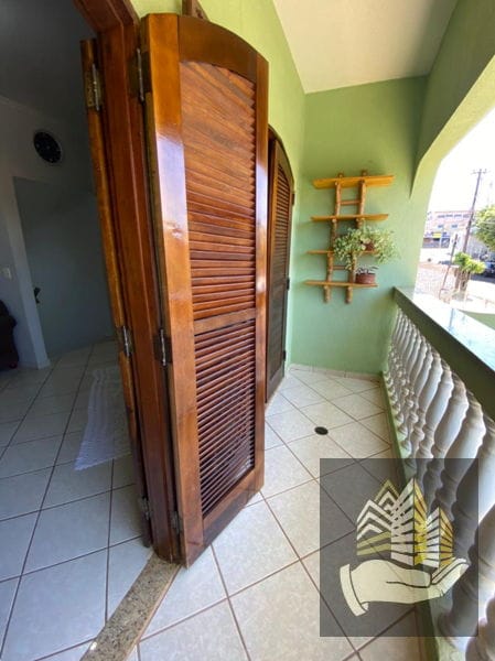 Imagens do imóveis Sobrado à Venda, Conjunto Habitacional Violim, Londrina, PR