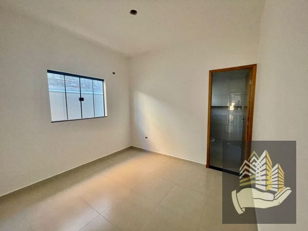 Imagens do imóveis Casa à venda 3 Quartos, 1 Suite, 1 Vaga, 125M², Parque Residencial Porto Serguro 2, Londrina - PR