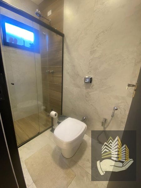 Imagens do imóveis Casa à venda 4 Suites, 2 Vagas, 360M², Condomínio Royal Forest, Londrina - PR