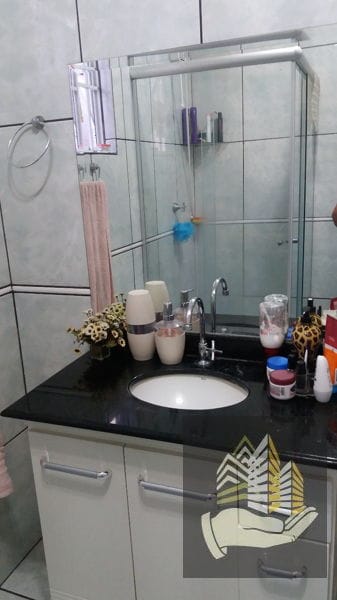 Imagens do imóveis Casa à venda 3 Quartos, 1 Suite, 1 Vaga, 205M², João Paz, Londrina - PR