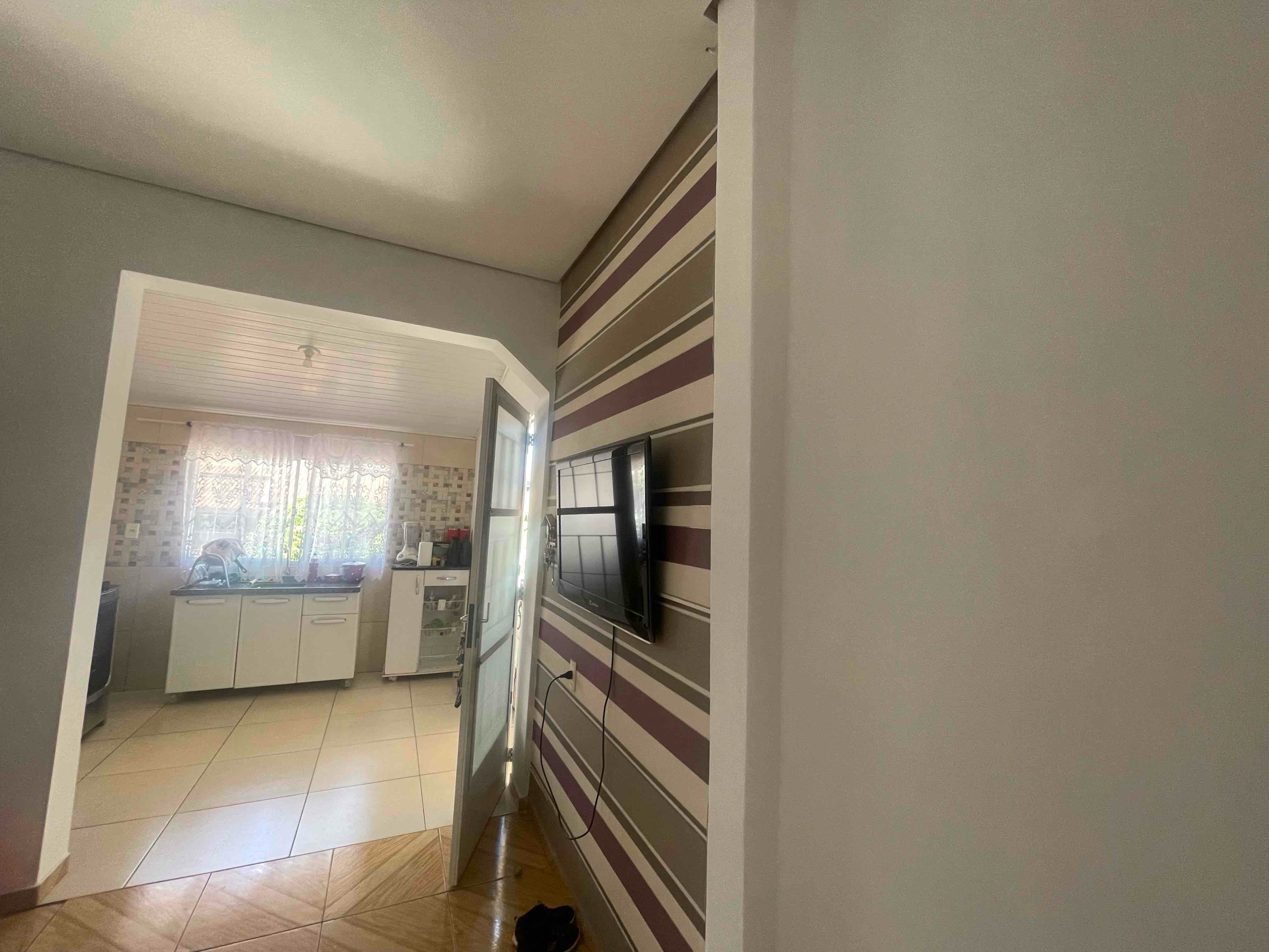 Imagens do imóveis dois imóveis individuais no terreno Jardim Indusville, Londrina - PR