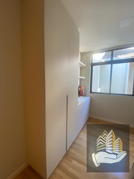 Imagens do imóveis Casa à venda 4 Suites, 2 Vagas, 360M², Condomínio Royal Forest, Londrina - PR