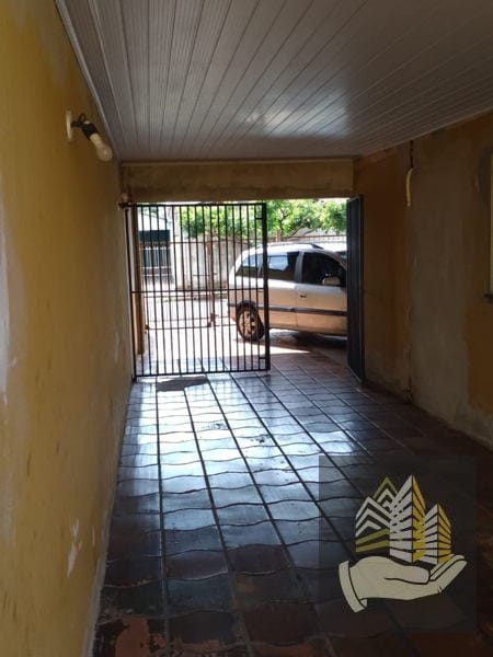 Imagens do imóveis Casa à venda 2 Quartos, 1 Suite, 2 Vagas, Aquilles Sthengel, Londrina - PR