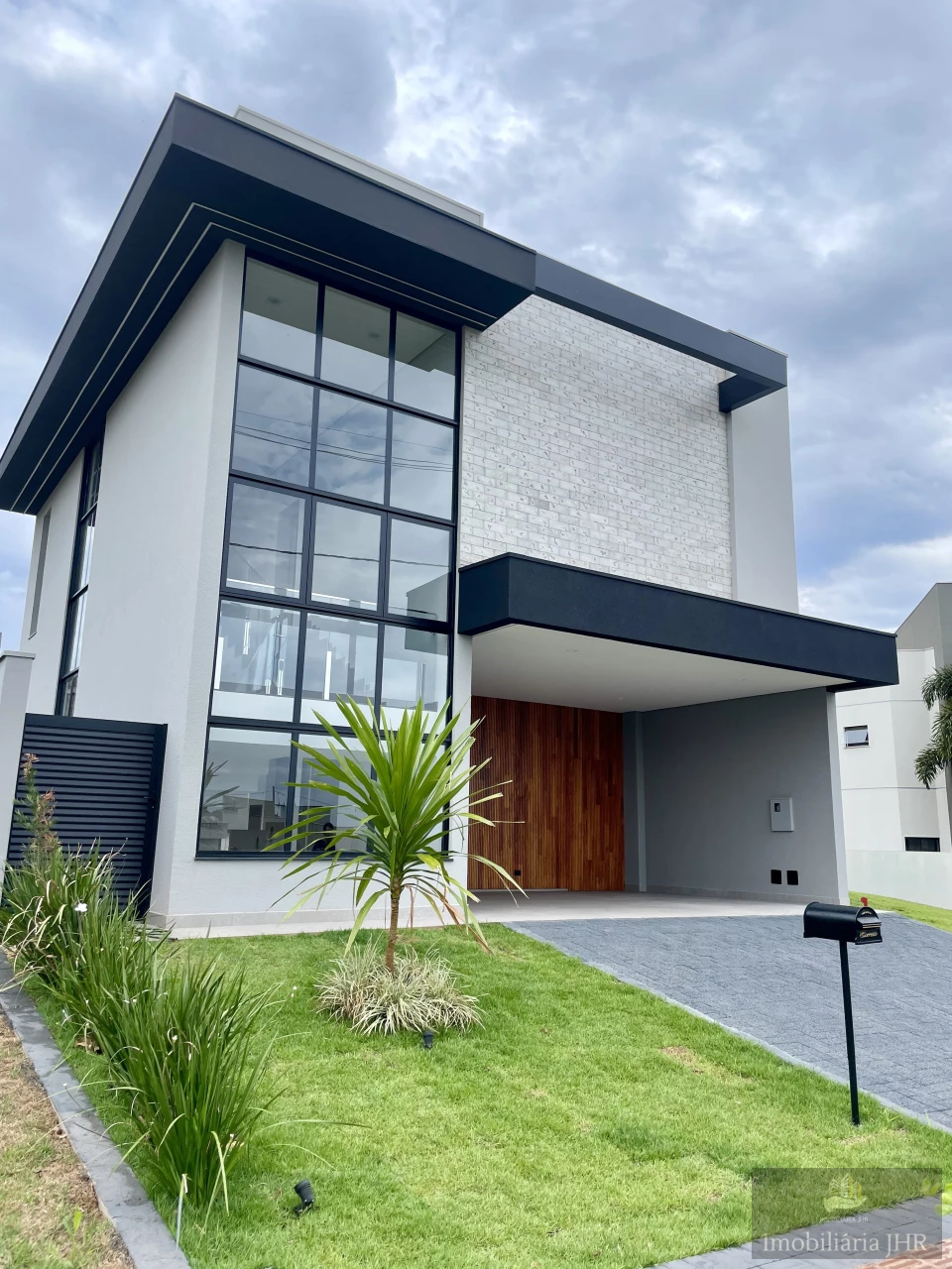 Imagens do imóveis Casa Em Condomínio À Venda Condonimio Tangará Residence Londrina