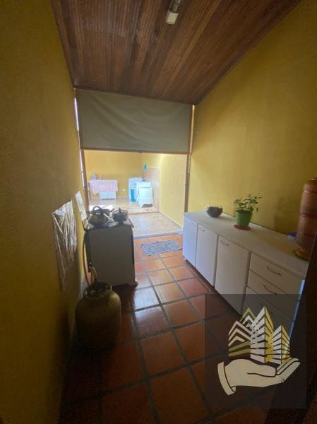 Imagens do imóveis Casa à venda 2 Quartos, 1 Suite, 1 Vaga, 200M², Conjunto Professora Hilda Mandarino, Londrina - PR