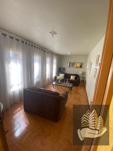 Imagens do imóveis Casa à venda 2 Quartos, 1 Suite, 1 Vaga, 200M², Conjunto Professora Hilda Mandarino, Londrina - PR