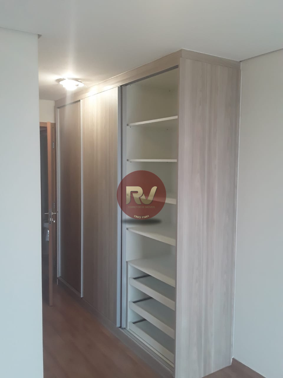 Imagens do imóveis EDIFICIO CASA MILA- ALUGA - R$ 4.500,00