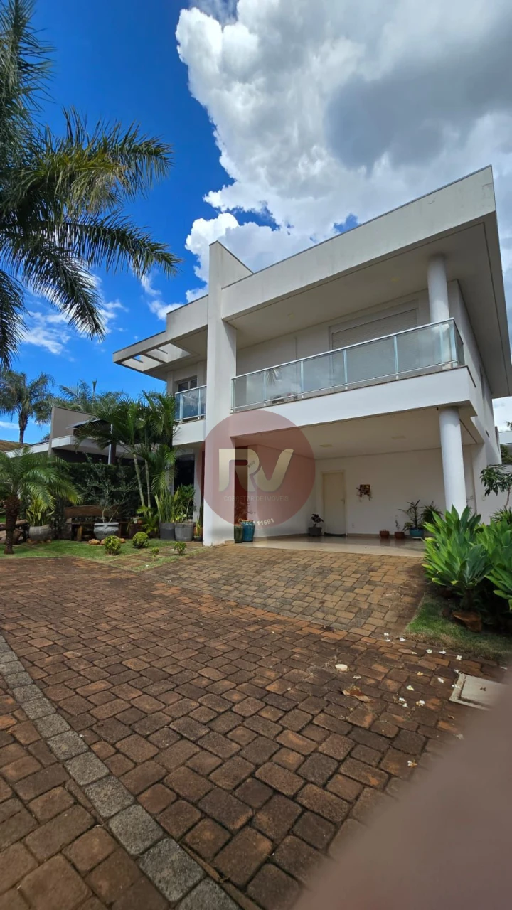 CONDOMÍNIO ROYAL MAISON - R$ 9.000,00