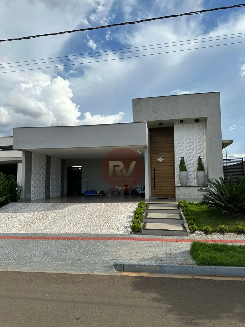 CONDOMÍNIO BELLEVIE -  CAMBÉ - R$1.500.000,00 - VENDA