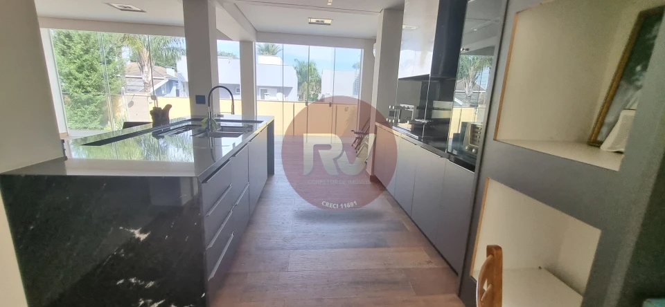 CONDOMÍNIO ROYAL TENNIS - R$ 15.000,00 - LOCAÇÃO