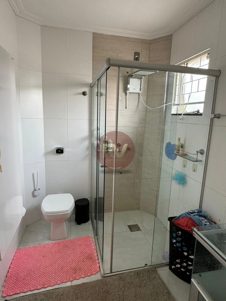 Imagens do imóveis VENDA - R$ 950.000,00 - CASA - BAIRRO AEROPORTO - 04 QUARTOS