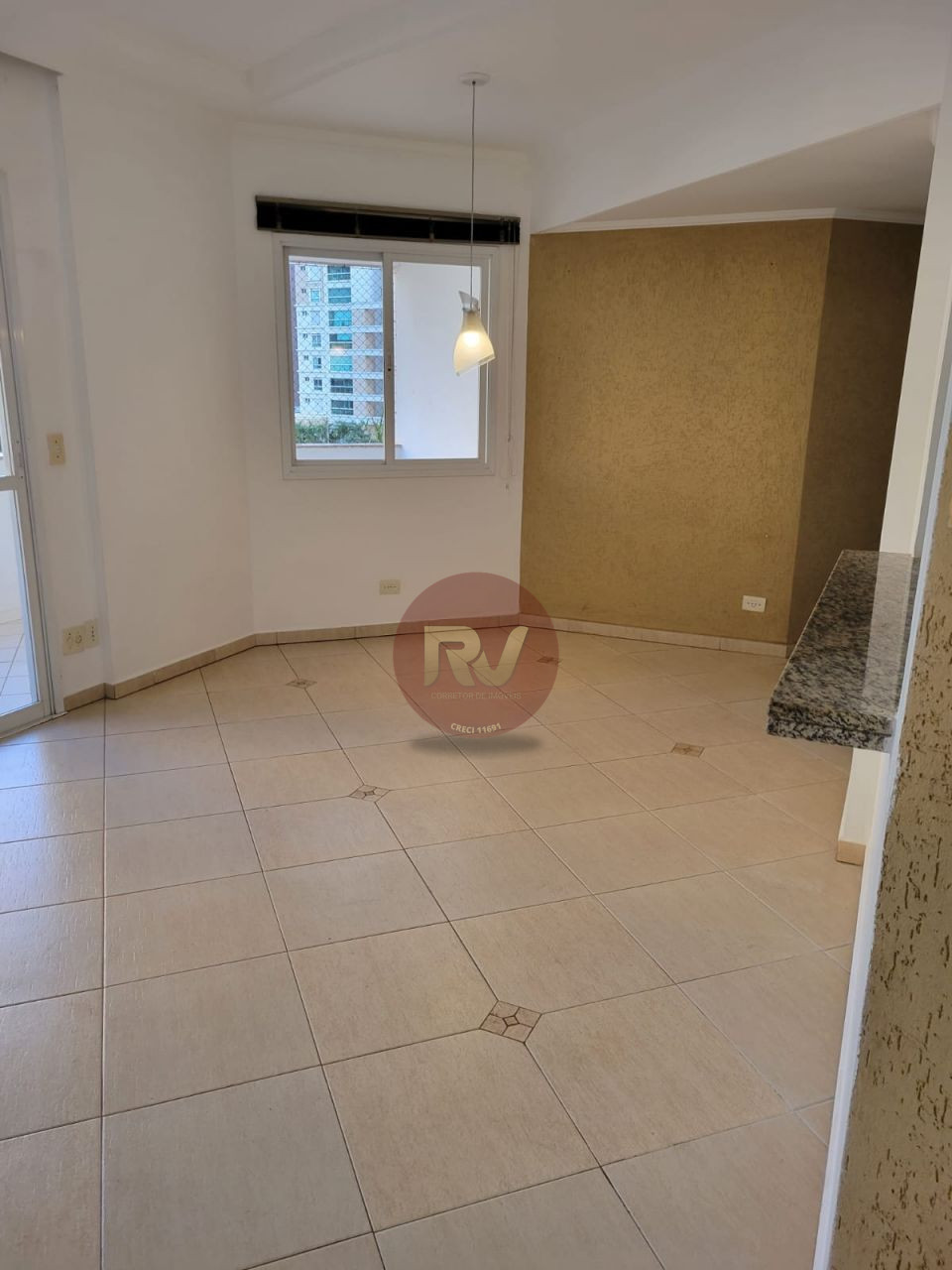 Imagens do imóveis EDIFICIO PORTAL DO LAGO - GLEBA PALHANO - ALUGA - R$ 3.300,00