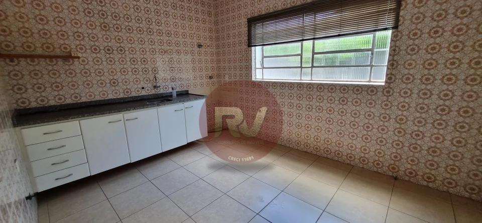 LOCAÇÃO COMERCIAL -R$ 11.000,00 - AV . SANTOS DUMONT - AEROPORTO