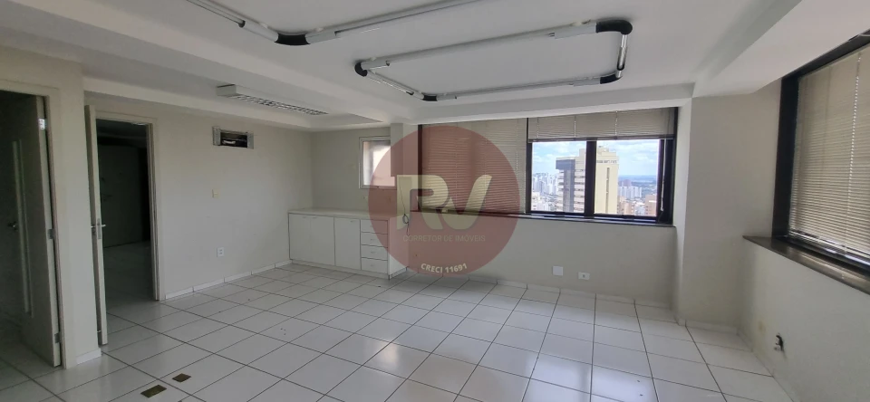 Imagens do imóveis EDIFÍCIO  TRADE CENTER - SALA - LOCAÇÃO R$ 3.000,00 + Condomínio - R$ 950,00 - 01 garagem