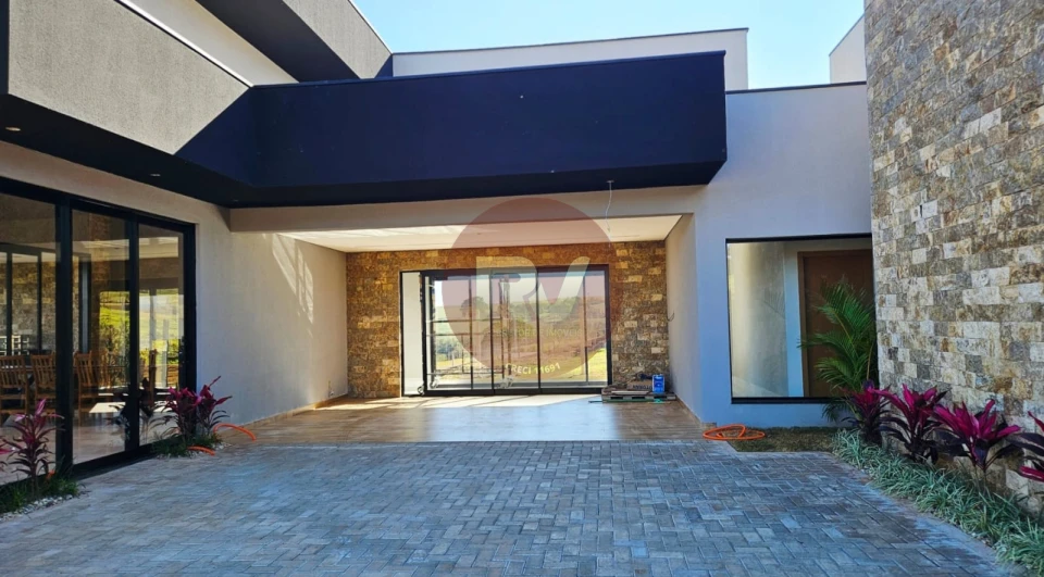 Imagens do imóveis CONDOMINIO ECOVILLAS DO LAGO - CASA - R$ 2.950.000,00 - NOVA