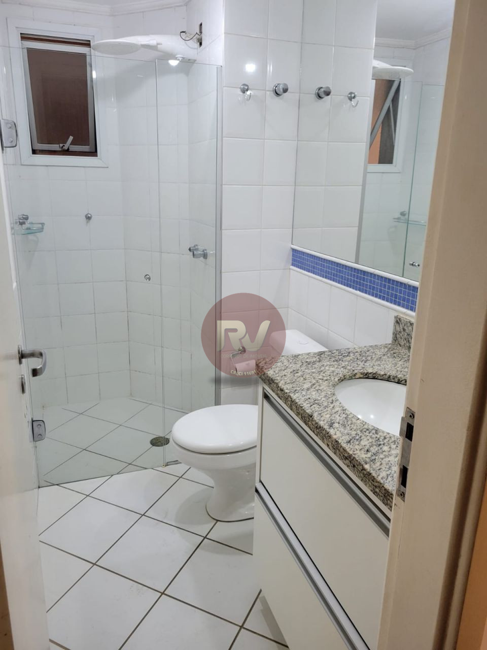 Imagens do imóveis EDIFICIO PORTAL DO LAGO - GLEBA PALHANO - ALUGA - R$ 3.300,00