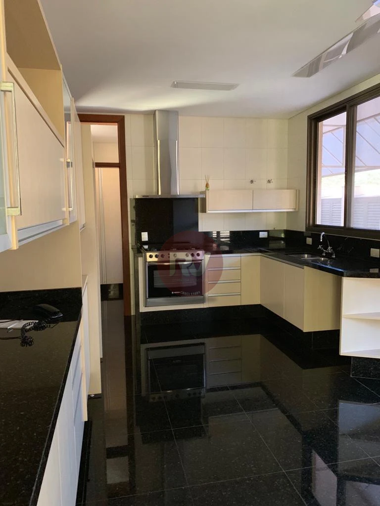 Imagens do imóveis CONDOMINIO ALPHAVILLE IMBUIAS - R$ 4.000.000,00