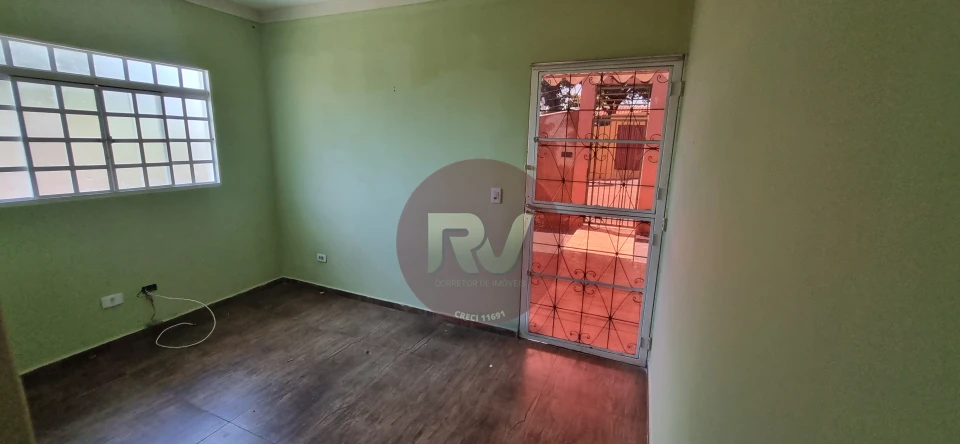 LOCAÇÃO CASA TÉRREA - JARDIM PRESIDENTE - R$1.900,00