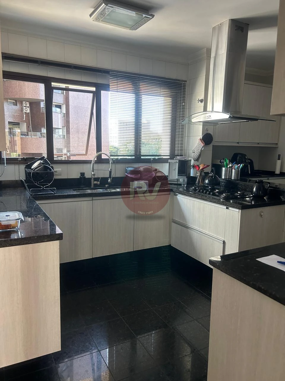 Imagens do imóveis EDIFÍCIO LONDON LAKE - VENDA - R$ 1.550.000,00