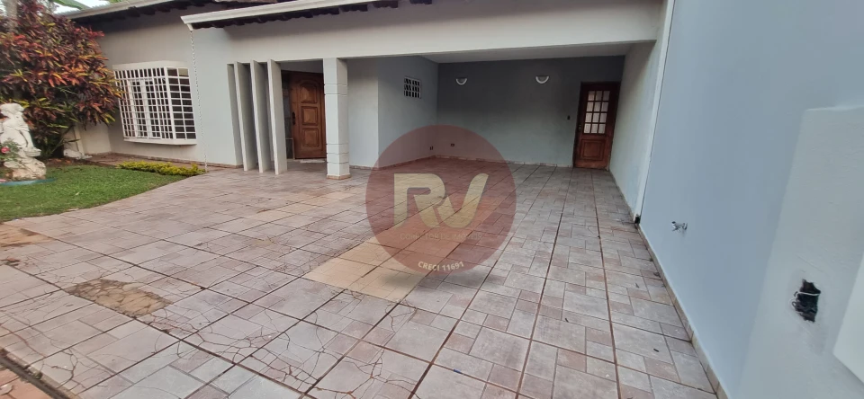 Imagens do imóveis R$ 4.500,00 - LOCAÇÃO - CASA TÉRREA - 04 Quartos , Piscina e churrasqueira