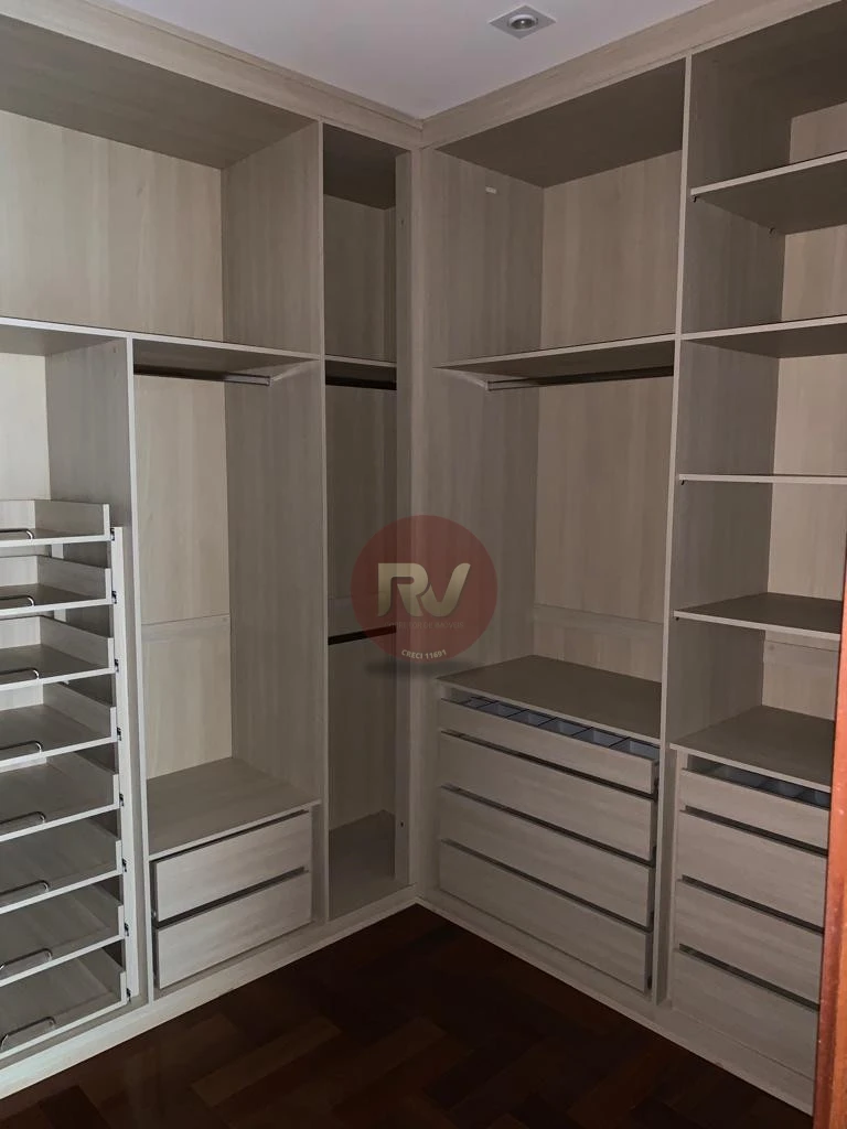 Imagens do imóveis CONDOMINIO ALPHAVILLE IMBUIAS - R$ 4.000.000,00