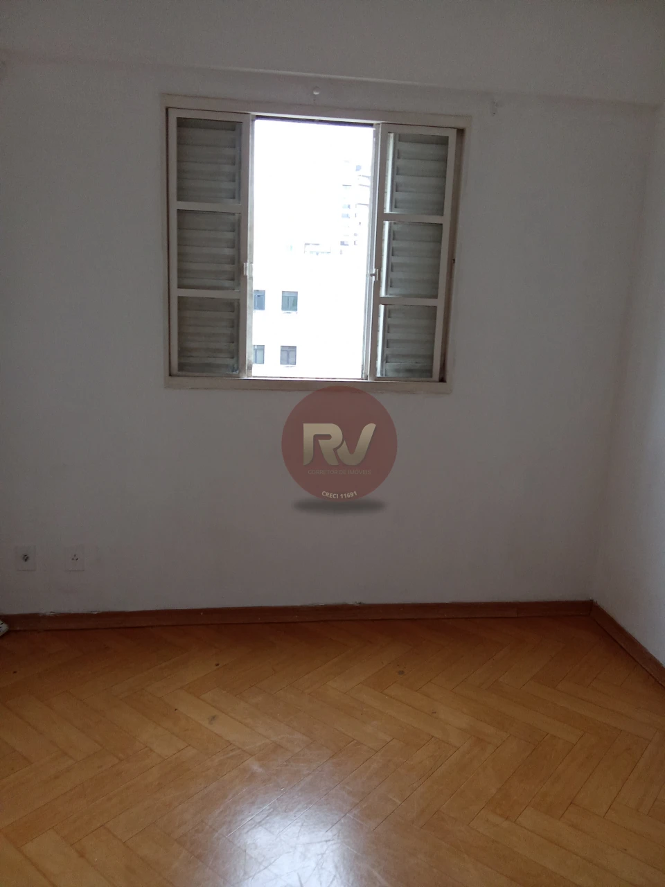 Imagens do imóveis EDIFÍCIO GRAJAÚ - CENTRO - LOCAÇÃO - R$ 1.450,00 + Condomínio R$ 530,00
