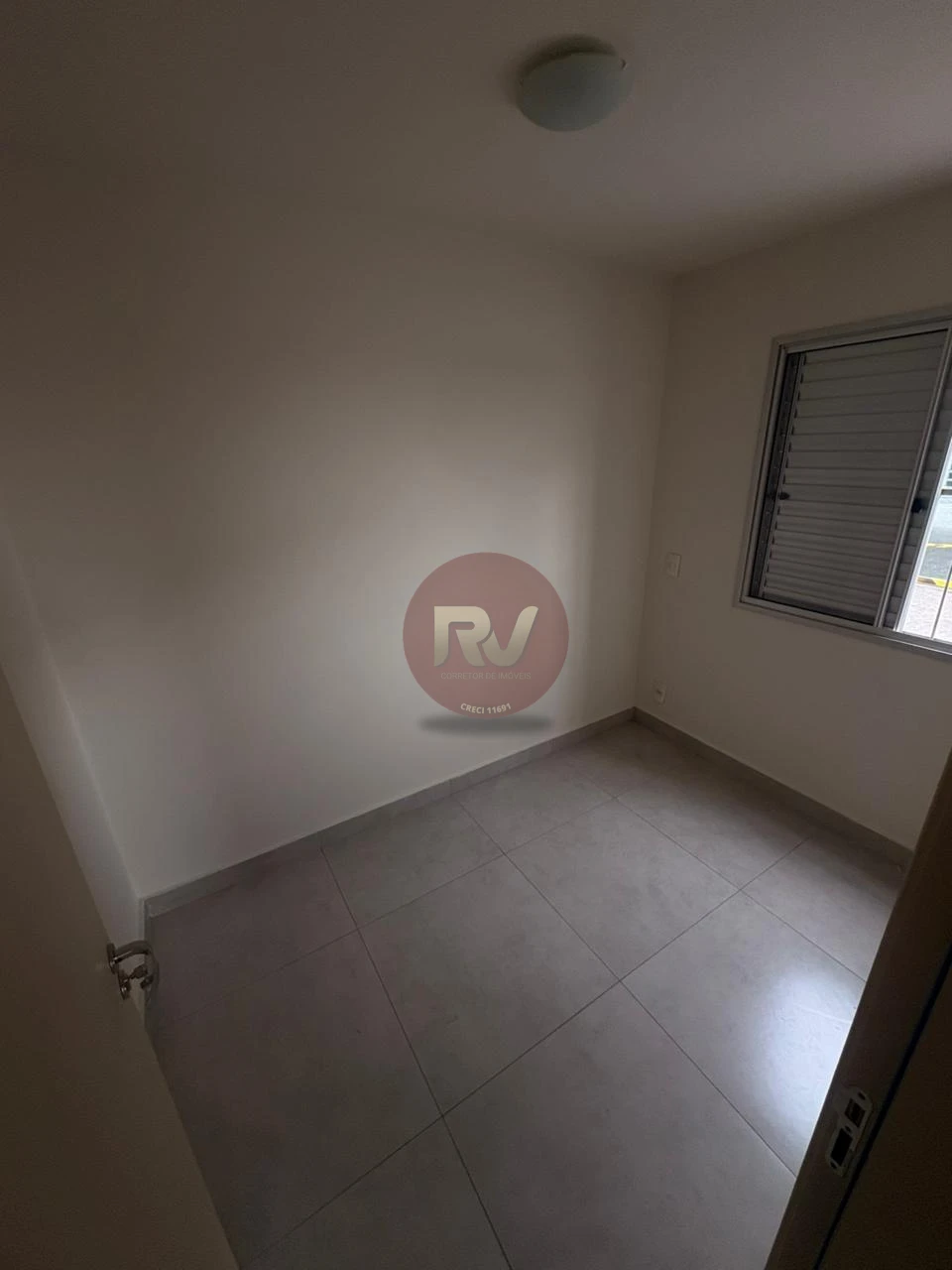 Imagens do imóveis EDIFÍCO RESIDENCIAL TAPUIAS - VENDA - R$ 275.000,00 - Aceita Permuta por terreno - 03 Quartos