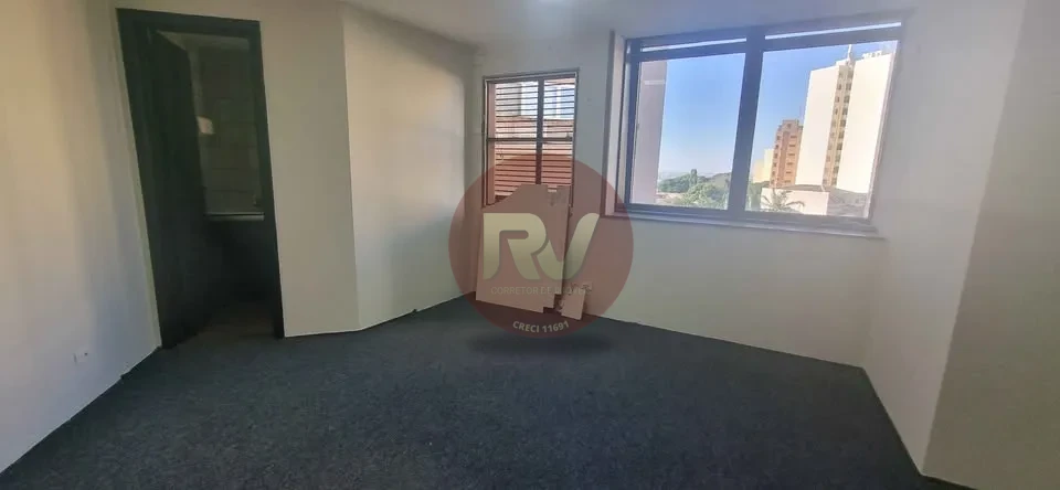 Imagens do imóveis EDÍFICIO TRADE CENTER - LOCAÇÃO - SALA COMERCIAL - 82,00 m2 útil - R$ 2.200,00 + Condomínio