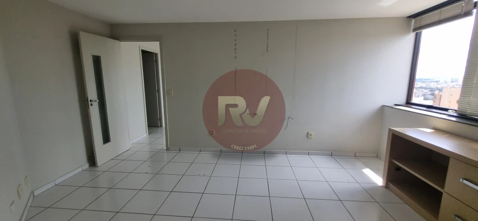 Imagens do imóveis EDIFÍCIO  TRADE CENTER - SALA - LOCAÇÃO R$ 3.000,00 + Condomínio - R$ 950,00 - 01 garagem