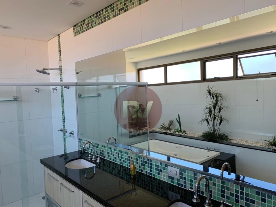 Imagens do imóveis CONDOMINIO ALPHAVILLE IMBUIAS - R$ 4.000.000,00