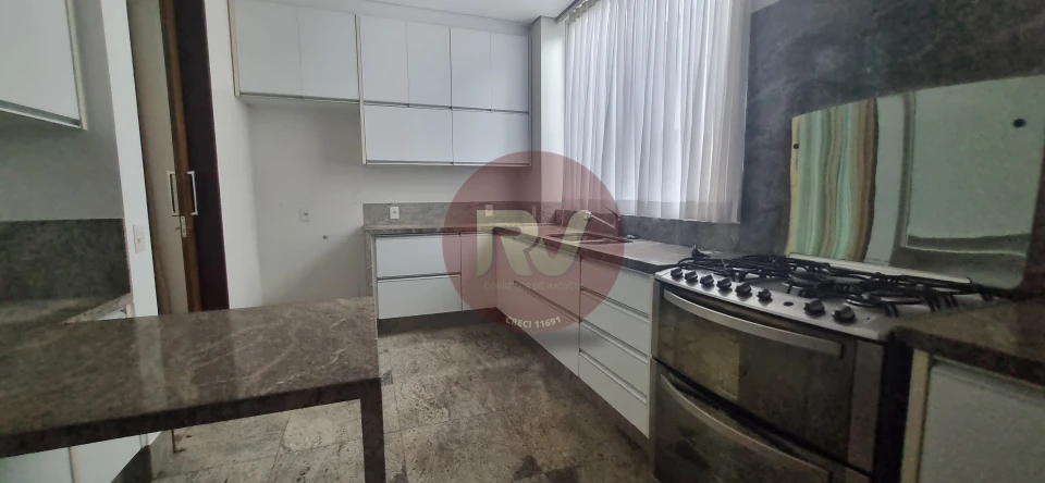 Imagens do imóveis CONDOMÍNIO ROYAL FOREST - VENDA - R$ 2.800.000,00