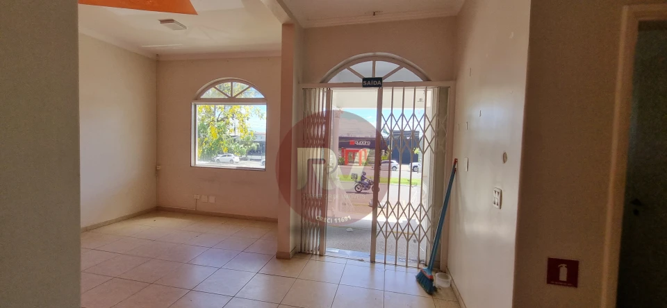 LOCAÇÃO COMERCIAL -R$ 11.000,00 - AV . SANTOS DUMONT - AEROPORTO