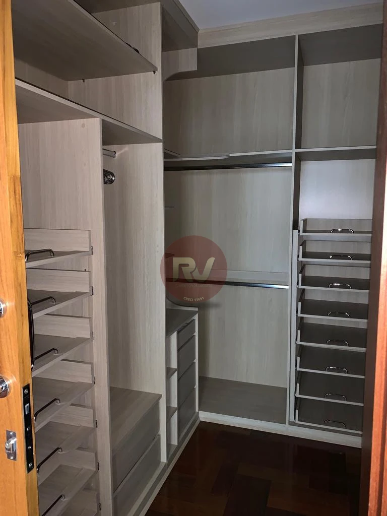 Imagens do imóveis CONDOMINIO ALPHAVILLE IMBUIAS - R$ 4.000.000,00