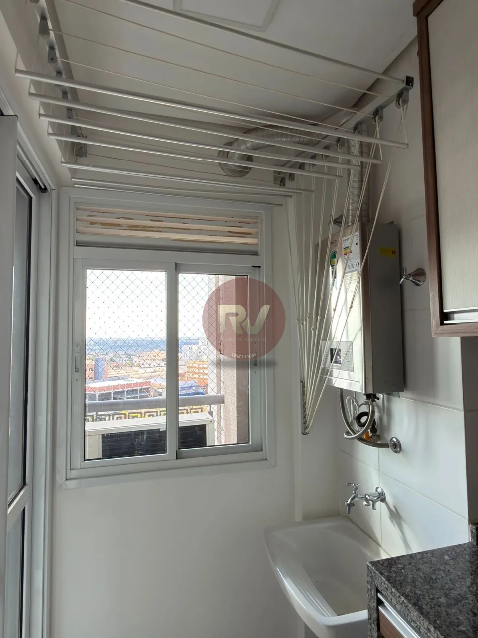 Imagens do imóveis EDIFÍCIO SPOT CENTRO RESIDENCE - LOCAÇÃO - R$ 2.800,00 + CONDOMÍNIO - 02 QUARTOS