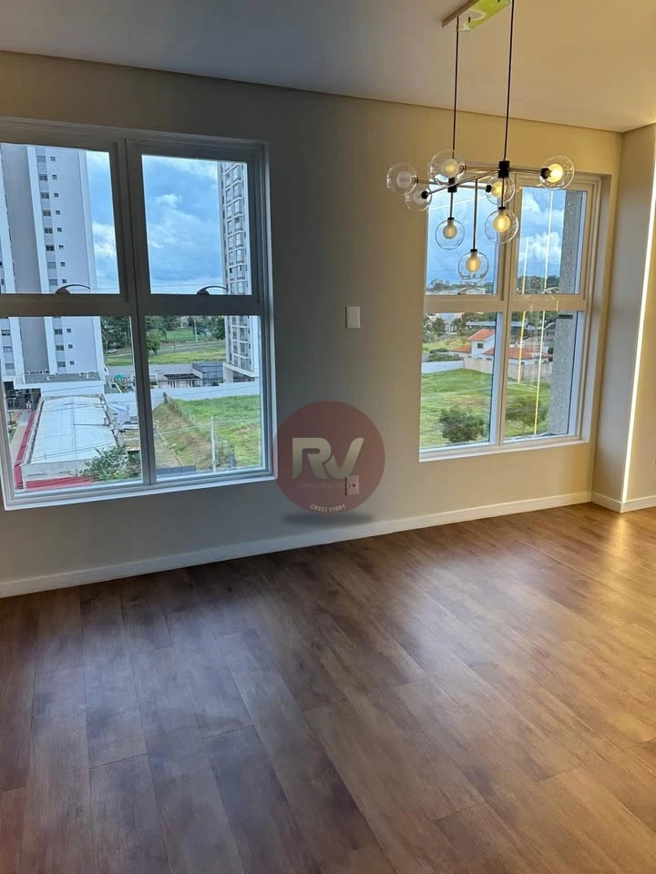 EDIFÍCIO TORRE FIRENZE - LOCAÇÃO - R$ 5.600,00 - SALA COMERCIAL  com 81,35 m2 útil - 02 garagens