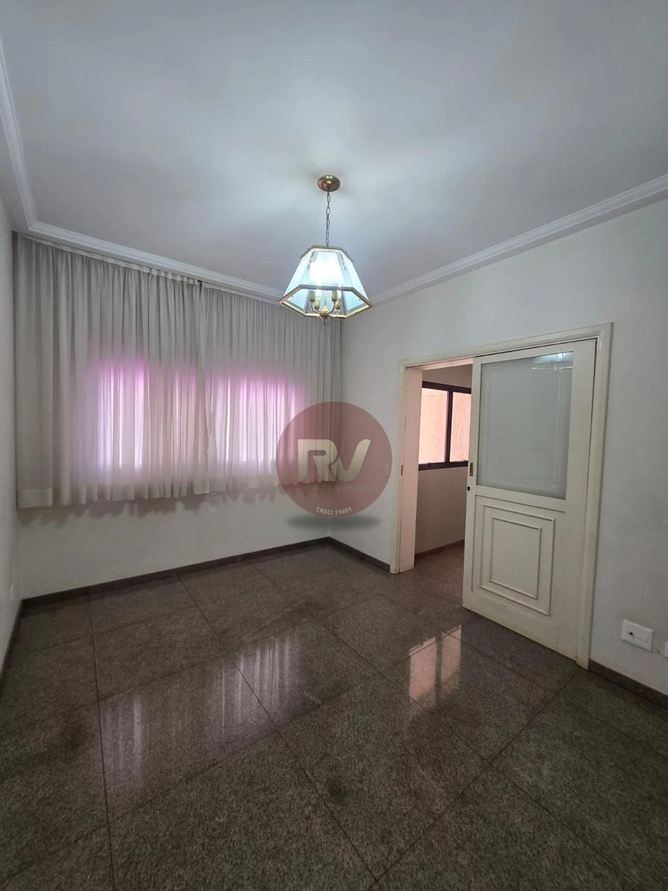 Imagens do imóveis EDIFÍCIO ROYAL GARDEN - R$ 1.250.000,00 - Centro