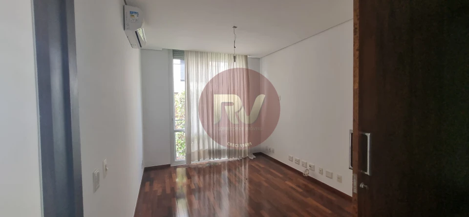 Imagens do imóveis CONDOMÍNIO ROYAL FOREST - VENDA - R$ 2.800.000,00