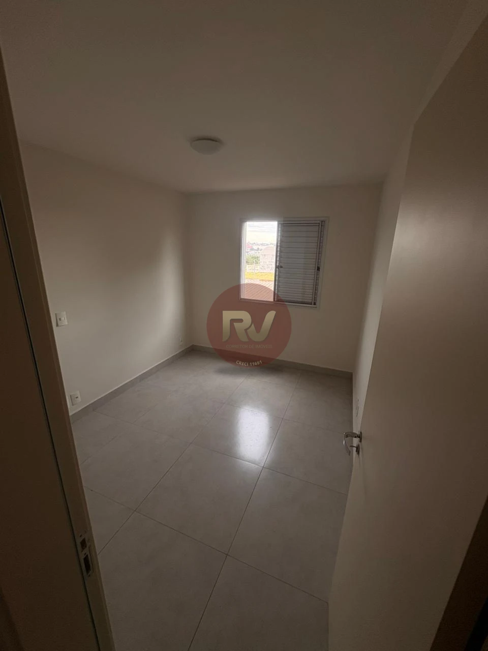 Imagens do imóveis EDIFÍCO RESIDENCIAL TAPUIAS - VENDA - R$ 275.000,00 - Aceita Permuta por terreno - 03 Quartos