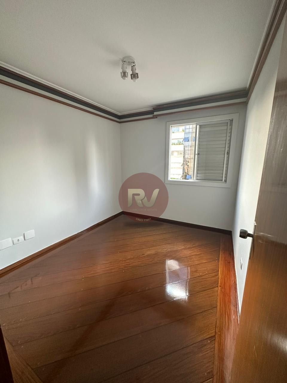 ED BOULEVARD PARK - andar alto - R$ 550.000,00