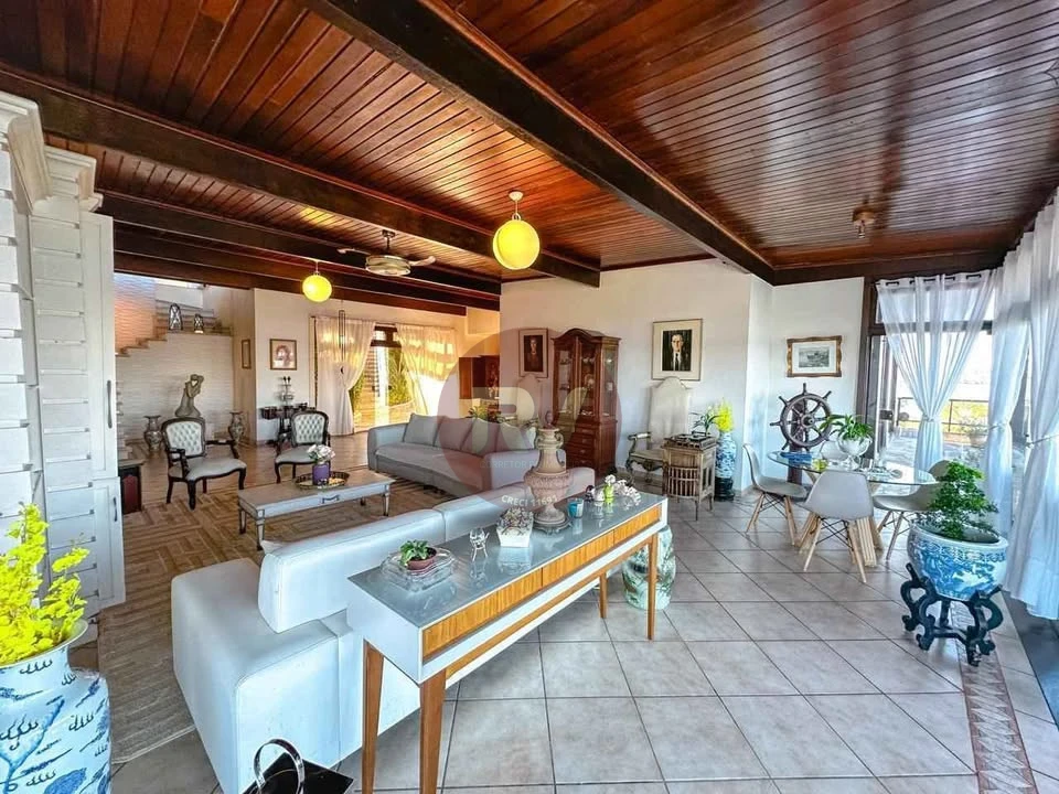 Imagens do imóveis VENDA - R$15.000.000,00 - LINDA RESIDÊNCIA - CABO FRIO - RIO DE JANEIRO