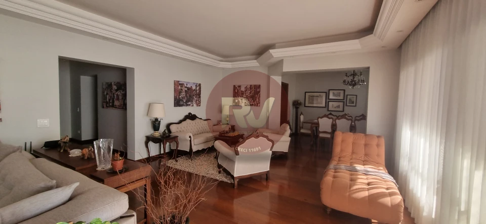 EDIFÍCIO ROYAL GARDEN - VENDA - R$ 1.400.000,00