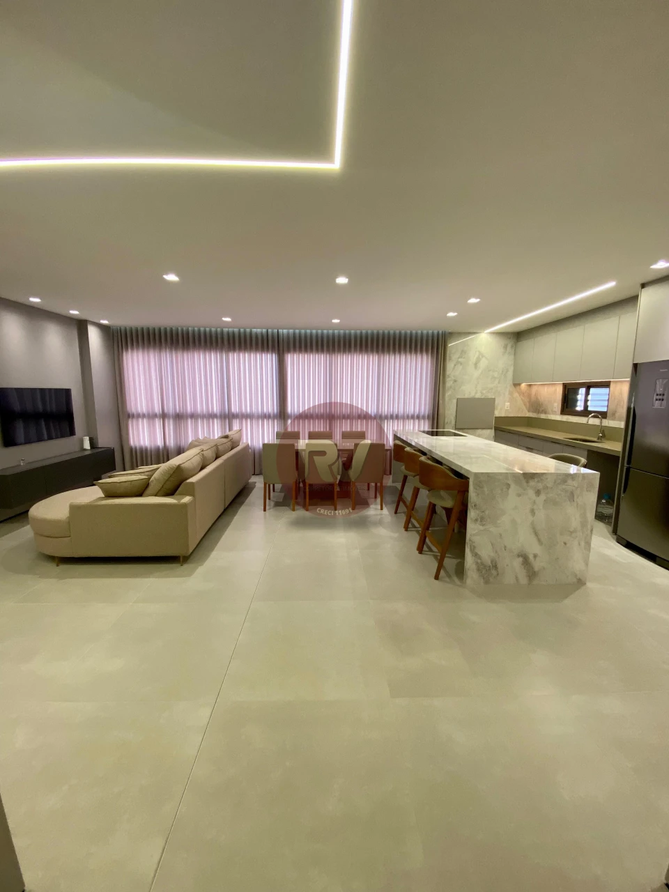 EDIFÍCIO HAUSE - GLEBA PALHANO - R$ 1.900.000,00