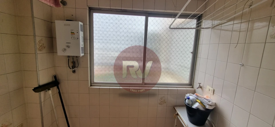 EDIFÍCIO RESIDENCIAL ATLANTIS - LOCAÇÃO - R$ 1.600,00 - 02 QUARTOS (SENDO 01 SUÍTE)