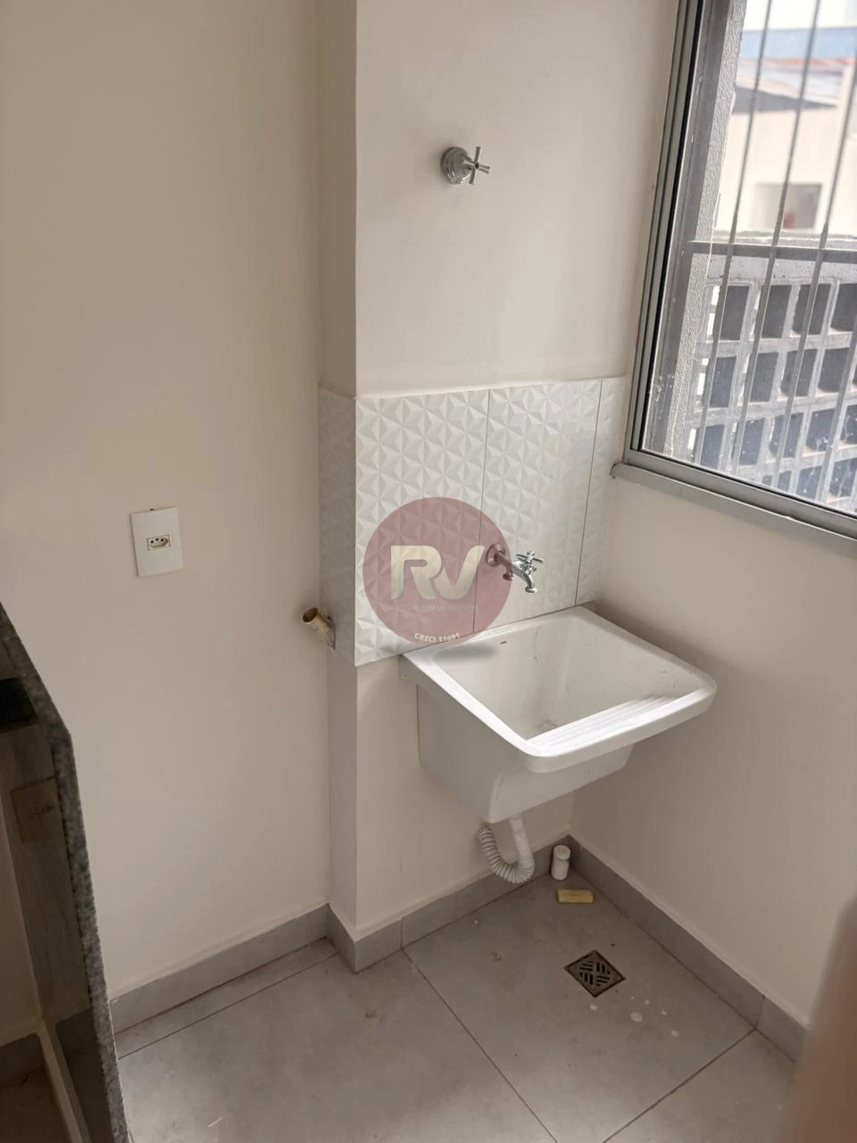 Imagens do imóveis EDIFÍCO RESIDENCIAL TAPUIAS - VENDA - R$ 275.000,00 - Aceita Permuta por terreno - 03 Quartos