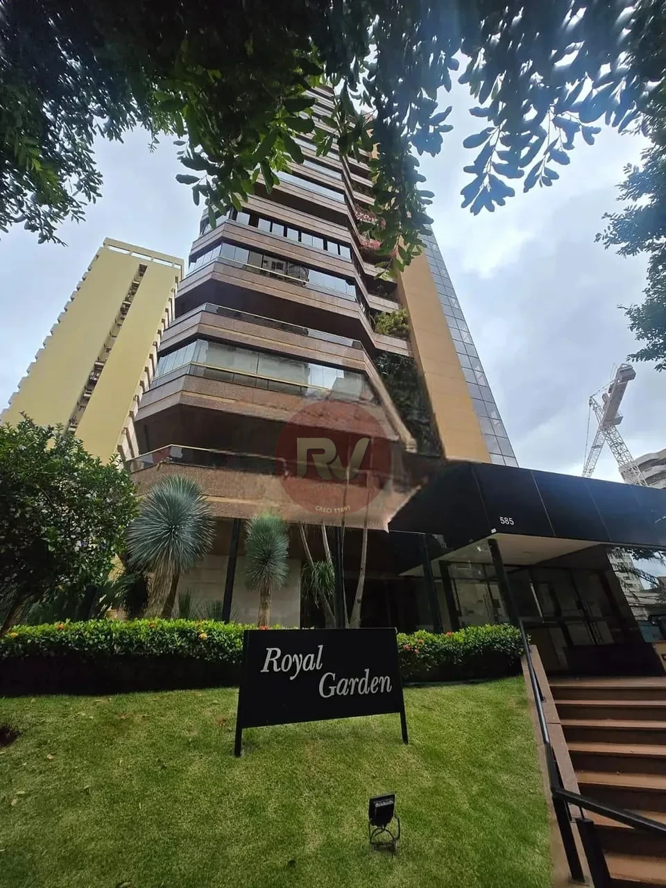 Imagens do imóveis EDIFÍCIO ROYAL GARDEN - R$ 1.250.000,00 - Centro