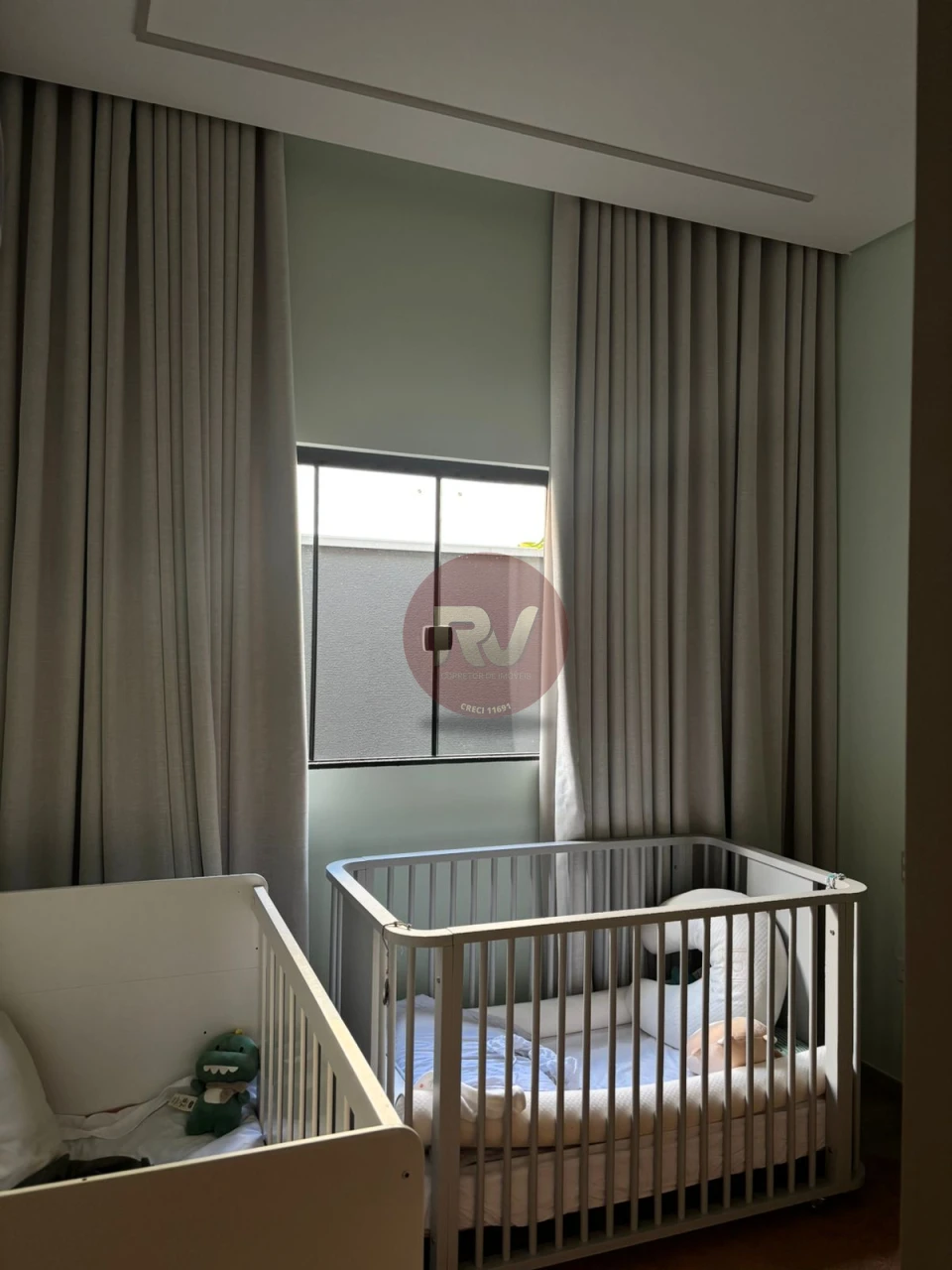 Imagens do imóveis CASA TÉRREA NOVA - CONDOMINIO MORADAS DO VALE - VENDA - R$ 880.000,00