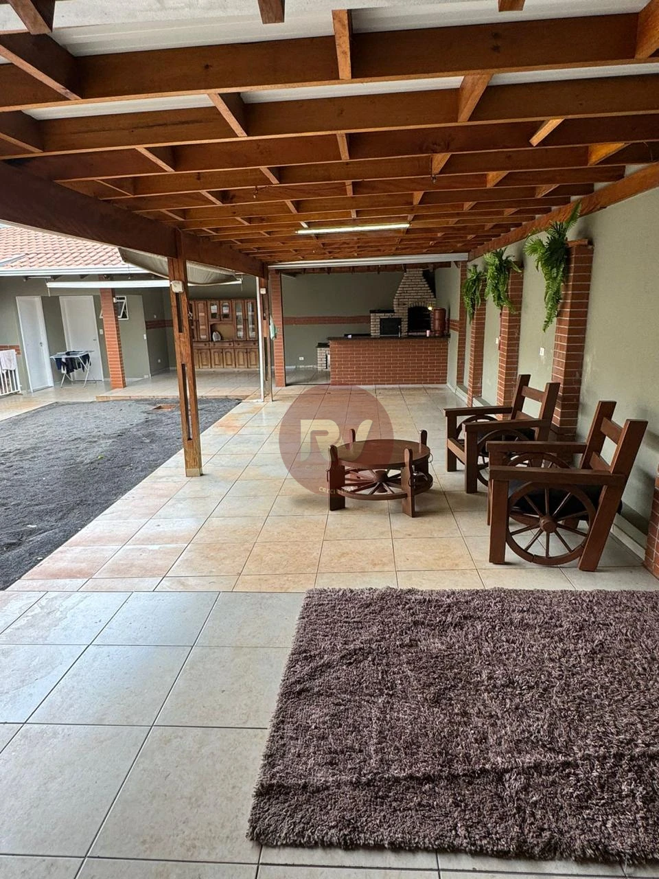 Imagens do imóveis VENDA - R$ 950.000,00 - CASA - BAIRRO AEROPORTO - 04 QUARTOS